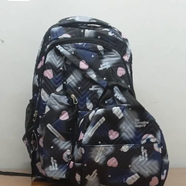 7500- Combo de 3 piezas, mochila, cartuchera y merendero término ✓Medidas: 43x25x15 ✓Material: poliester acolchonado lig - Img 122997627
