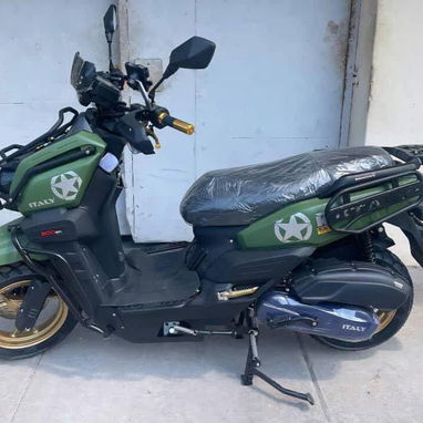 Motos y triciclo - 9/10