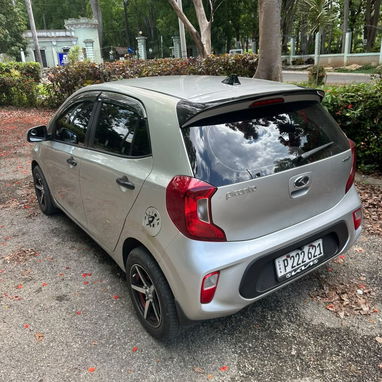 Picanto 2017 hecho 2020 - 3/6