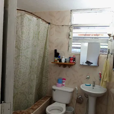 Ganga!!!!! Vendo Casa biplanta en Reparto Chibas. - Img 120941434