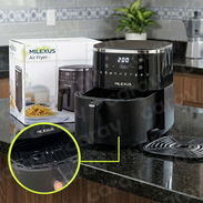 *Freidora de aire Marca Milexus*  Capacidad -4,2 lt  Potencia 1400W Voltaje 110V  Frecuencia 60Hz Color negro Tazon $60 - Img 58422445