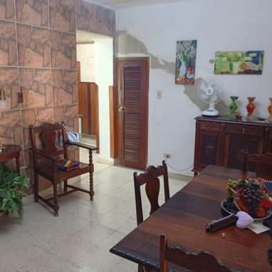 Venta de casa vedado con todo dentro...me ajusto - Img 123259385