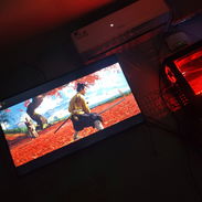 Tv samsung 4k crystal uhd serie 7 como nuevo - Img 57451008