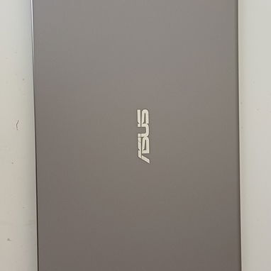 En venta Laptop ASUS VivoBook 280 USD - Img 122617521