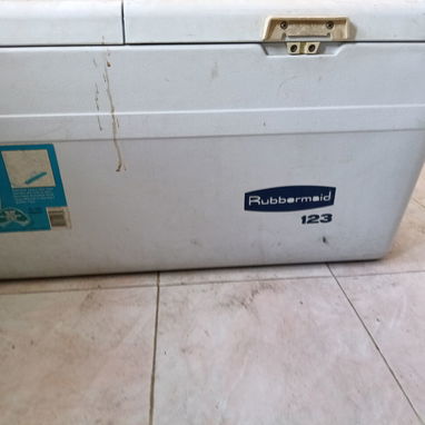 Nevera de playa o para negocio grande marca Rubermeid - Img 126094191