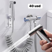 Duchas de Aseo Profesionales - Img 58195291