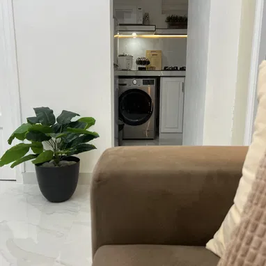 Vendo apartamento en el Vedado - Img 125997084