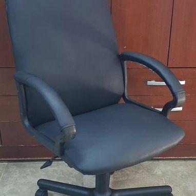 SE VENDE SILLA GIRATORIA PARA OFICINAS - 2/3