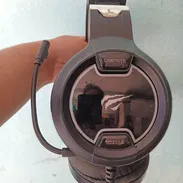 Auriculares de uso - Img 57086980