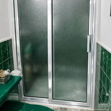 Se realizan trabajos de carpintería de aluminio y cristalería directamente con el dueño - Img 123095159