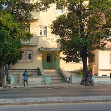 Vendo Apartamento de 2 Habitaciones en el Vedado llamar al 52709644 o WhatsApp - Img 107814400