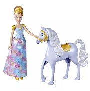 Hermoso Juego de 2 piezas de Disney Hasbro Princesas, Muñeca Cenicienta y su Caballo Mayor, Sellados en Caja - Img 41342466