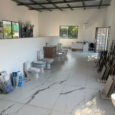 Losas antideslizantes desde $18 + cemento, tazas y muebles lavamanos - 3/8