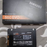 🔥OFERTA🔥 SSD 250GB SAMSUNG EVO 860 - DE USO FUNCIONANDO OK EN 37 USD O AL CAMBIO - Img 56195942