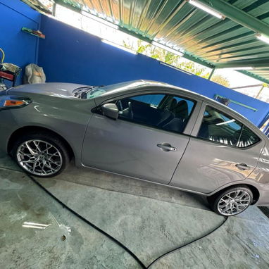 Vendo negocio Nissan versa, 2018 importado - Img 117780358