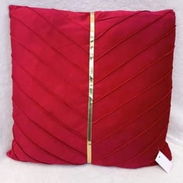 Cojín decorativo + relleno 🛋️✨💰12 USD Dale un toque elegante y moderno a tu hogar con este hermoso cojín. - Img 57282011