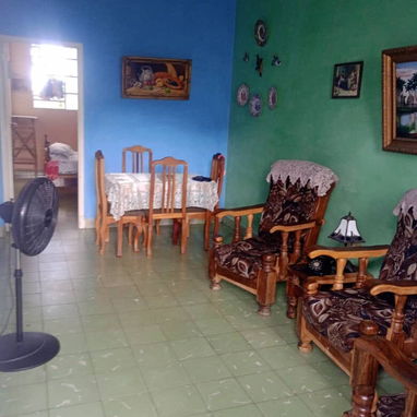 APARTAMENTO INTERIOR EN UN 1er PISO EN SANTO SUÁREZ  CERCA DE LA CALLE MAYIA Y JUAN DELGADO , MIPIMES , HELADERÍAS Y OTR - 4/5