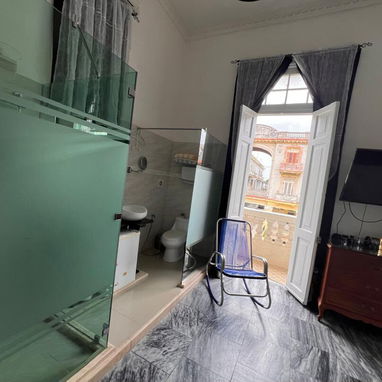 Casa en segundo piso en el Vedado - 5/9