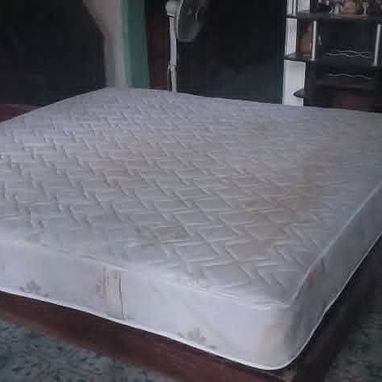 Cama de uso en buen estado - Img 124578127