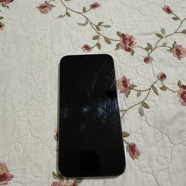 iPhone 12 Pro Max (256 GB) — Face ID y True Tone al 100% - 3/4