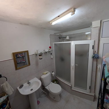 Casa con todo Dentro 4 Cuartos, Garaje Amplio,no apagones...Reparto Residencial Almendares Boyeros LEER!!! - 7/9