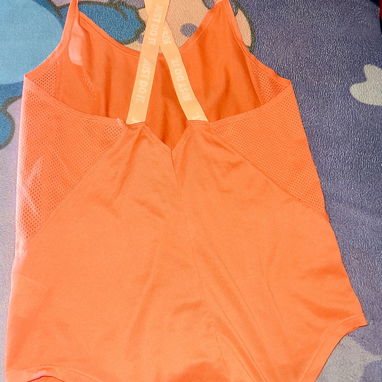 ropa deportiva de mujer nike - Img 124577365