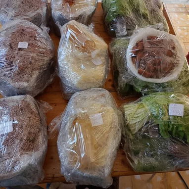 Comida a domicilio   🚚 Pedidos con mínimo dos días de antelación.  🍽️ Menú: 🥘 Arroz congrís 🍠 Viandas 🥗 Ensalada 🐖 - 2/3