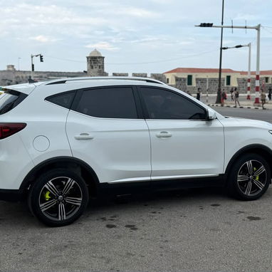 MG ZS 2025...add - 3/5