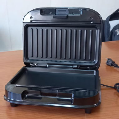 Milexus Grill para Sándwiches 700W Dimensiones 250x199 VPT#-0500 - Img 122755460