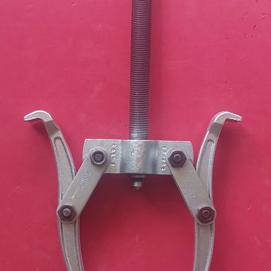 Extractor de poleas y rodamientos Hecho en Alemania (2 garras). H2 - 2/3