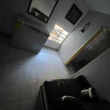 Se vende apartamento en la Habana al doblar de el Almejeiras - Img 125884209