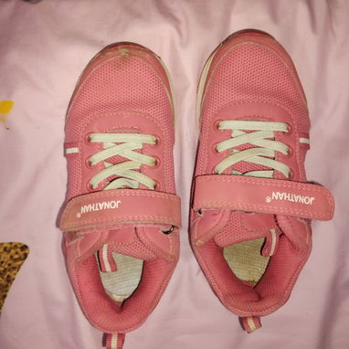 Tennis de niña - usados pero en buen estado - 6/10