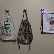 Diversos estampados de mochilas - Img 56948468