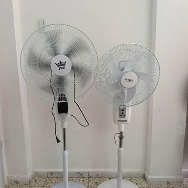 Ventilador Recargable de Pedestal - Img 123585207
