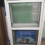 Vendo dos ventanas de aluminio con sus cristales. 1 metro por 120 cm. 150 usd cada una. Llamar Pablo al teléfono 59 17 0 - Img 57471308