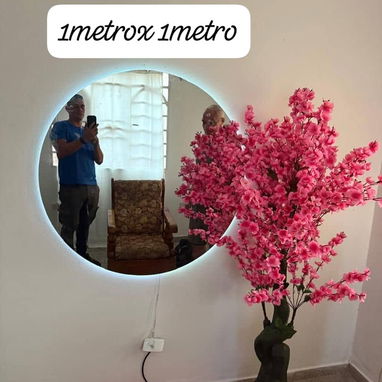 En nuestro negocio creamos espejos aéreos con luces LED neón totalmente personalizados, - Img 122607851