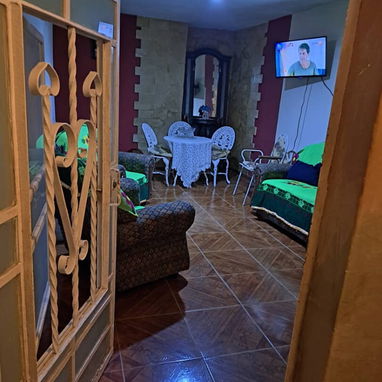 Tengo casa puerta calle independiente de placa libre cerca de la ceguera ,maternidad y el lido en 12mil ajustables  Cons - Img 121973995