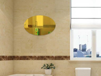 Espejo dorado acrílico autoadhesivo ovalado (no se rompe ni hay q hacer hueco en la pared) - Img 62772158