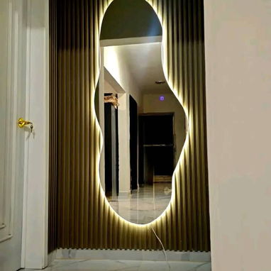 Espejos aéreos con luces LED neón totalmente personalizados y diseñados para transformar cualquier ambiente en un lugar - 5/10