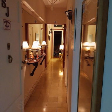RENTE hostal de 3 habitaciones EN EL VEDADO CAPITALINO con Qba Hostin 360 - 8/10