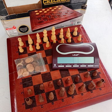 Juego de ajedrez y damas con temporizador - 2/3