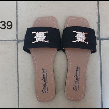 Sandalias limdas en 2100 por unidad y 1800 por cantidad - 3/6