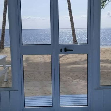 Venta de propiedad en primera línea en la playa - Img 107858536