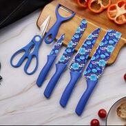Regalo/Juego d cuchillos calidad profesional de acero piezas q incluye tijeras,pelapapas varios colores excelente regalo - Img 45400758