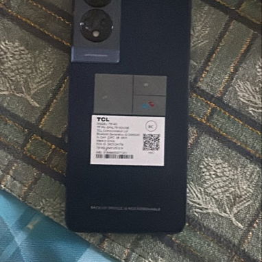 TCL 50 XE 5G 4/128 nuevo en caja - 3/3