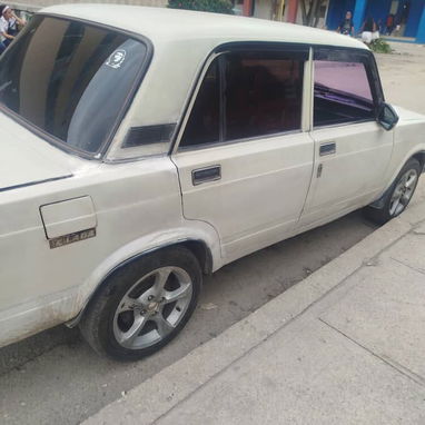 Se vende Lada 2107 - 2/3