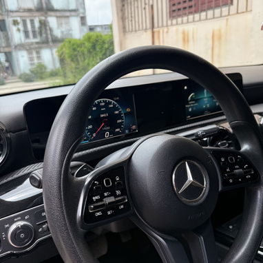 Mercedez benz A200  150k km perfecto estado llantas 19 AMG - Img 122762862