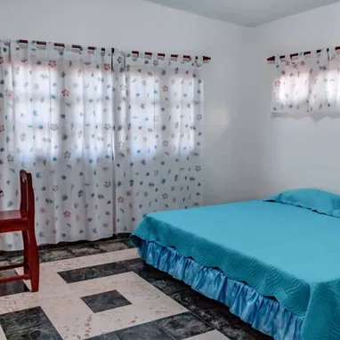 Casa con Piscina Climatizada en sú interior - Img 111891938