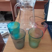 Jarra plástica con vasos 💥 - Img 57536393