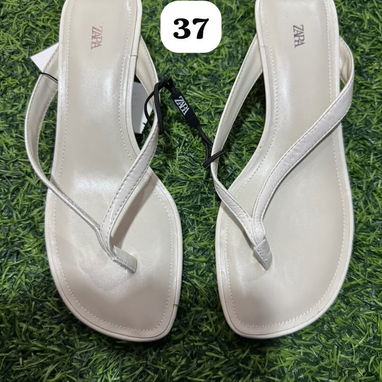 Tacones zara ✨ números disponibles en las fotos 45 USD 💵 - 3/5